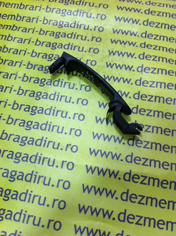 Maner deschidere din exteror usa stanga spate Volkswagen Bora [1998 - 2005] Sedan 1.6 16V MT (105 hp) (1J2)