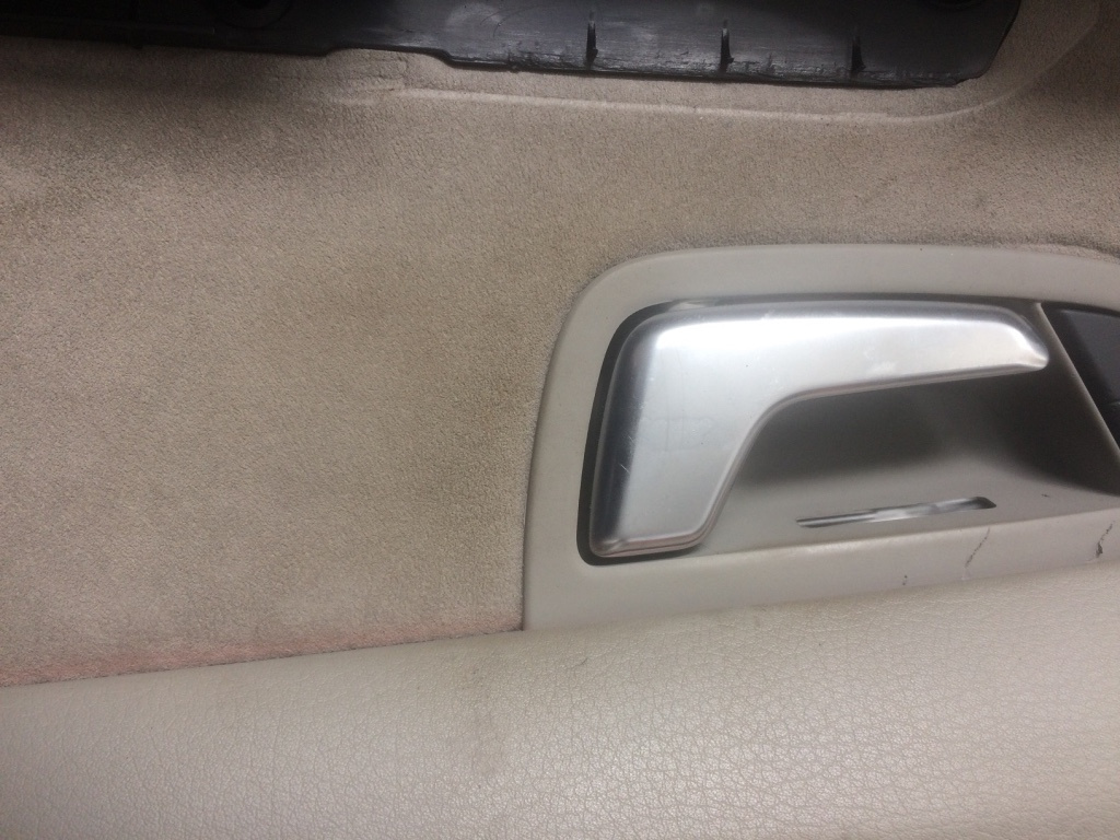Maner deschidere din interior usa dreapta fata Audi A8 D3/4E [2002 - 2005] Sedan 4.2 tiptronic quattro (335 hp) AUDI A8 (4E_) 10.2002 - 07.2010 A8 4.2 QUATTRO 4.2 - BFM