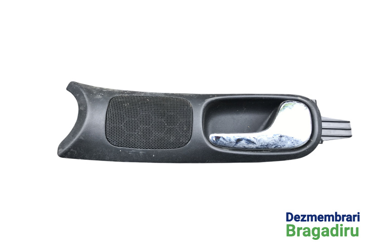 Maner deschidere din interior usa fata dreapta Cod: 8D0837020 8D0837020 Audi A4 B5 [1994 - 1999] Sedan 1.9 TDI MT quattro (110 hp) AFN