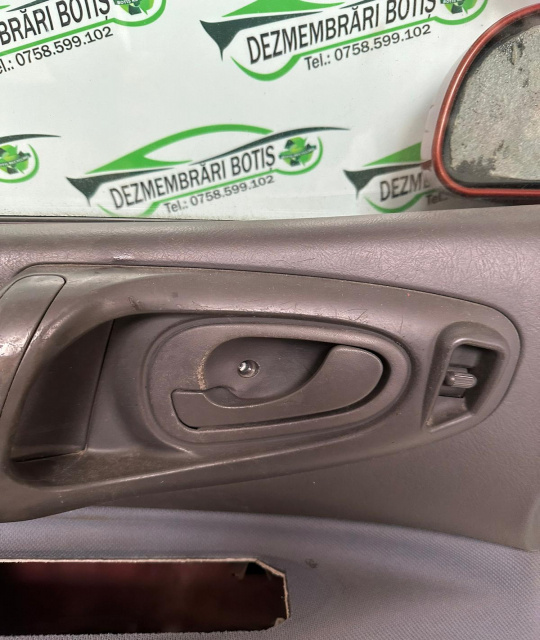 Maner deschidere din interior usa fata stanga Mitsubishi Space Star [facelift] [2002 - 2005] Minivan 1.3 MT (82 hp)
