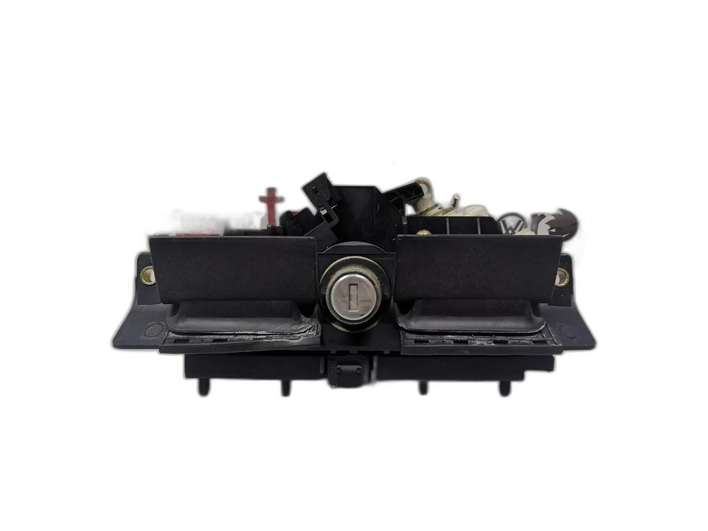 Maner deschidere haion Audi A6 C5 (4B2) Berlina 2002 1.9 TDI OEM 4B0827565H