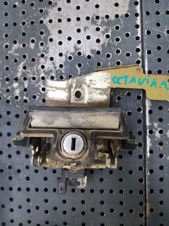 Maner deschidere haion cu butuc skoda octavia 1 1u 1u6827565j