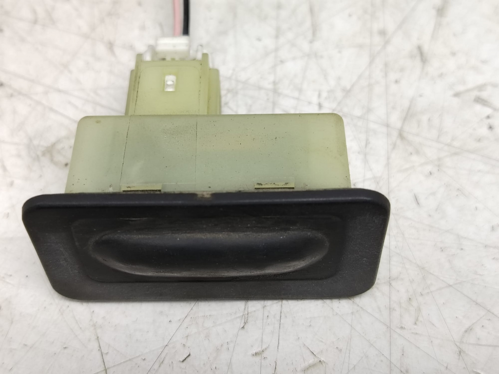 Maner deschidere portbagaj 8200000900 Renault Espace 4 [2002 - 2006]