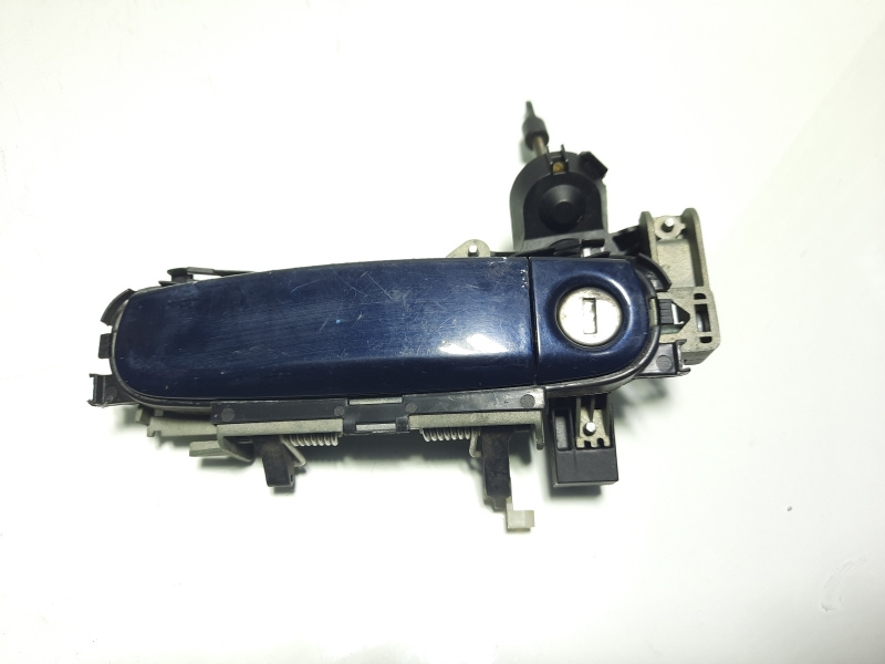 Maner dreapta fata, Audi A4 (8EC, B7) (id:129231)