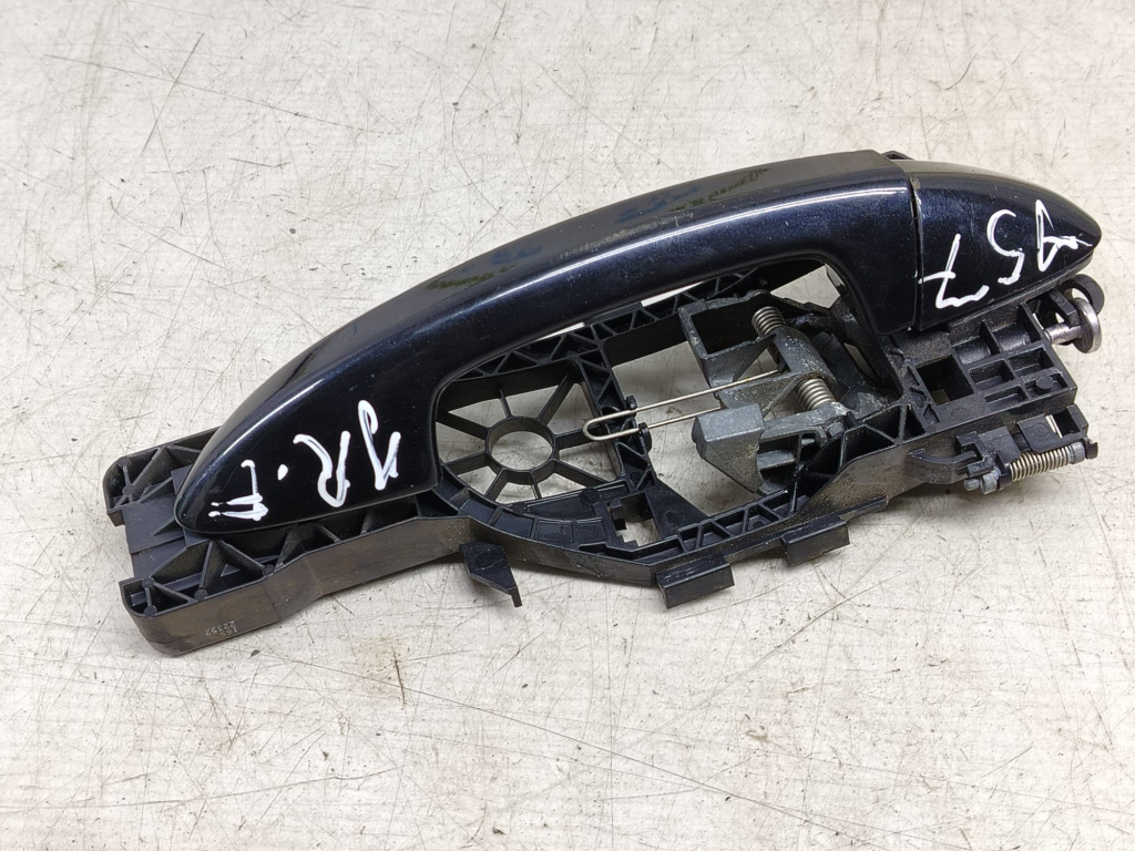 Maner exterior dreapta fata 3c0837886j Volkswagen VW Passat B7 [2010 - 2015] 2.0 tdi CFFB