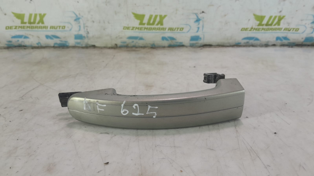 Maner exterior dreapta fata 3M51 R22404 Ford Focus 2 [facelift] [2008 - 2011] 1.6 tdci G8DD