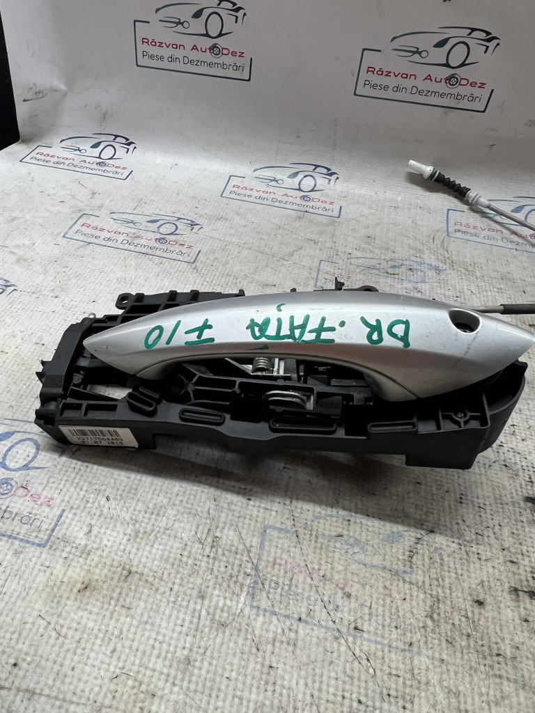 Maner exterior dreapta fata BMW F10 2010