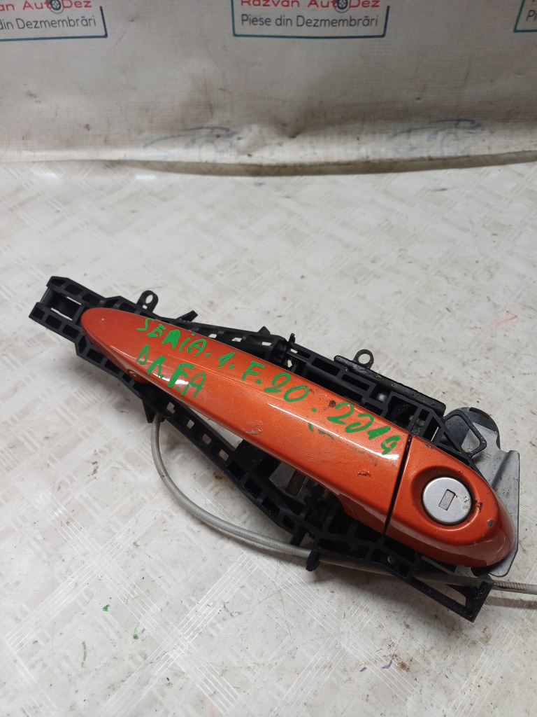 Maner exterior dreapta fata BMW Seria 1 F20 - Motorina 2014, -