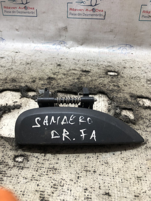 Maner exterior dreapta fata Dacia Sandero 2013