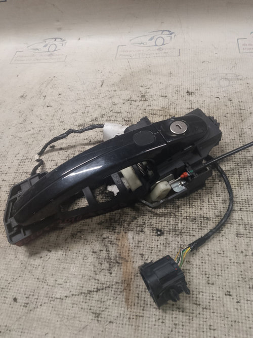 Maner exterior dreapta fata Ford Focus 2 2011