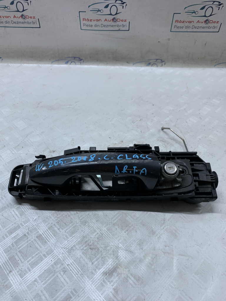 Maner exterior dreapta fata Mercedes C-class w205 - Motorina 2018, -