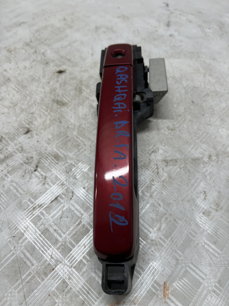 Maner exterior dreapta fata Nissan Qashqai - Benzina 2012, -