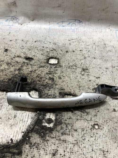 Maner exterior dreapta fata Renault Megane 3 2010