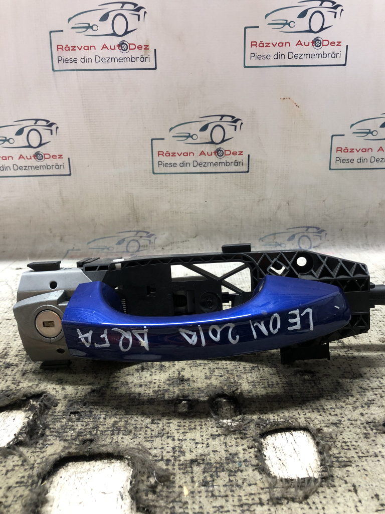 Maner exterior dreapta fata Seat Leon 2019
