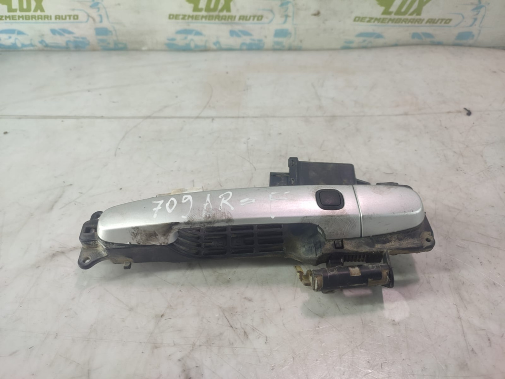 Maner exterior dreapta fata Toyota Rav 4 3 (XA30) [2005 - 2010] 2.2 d-4d 2ADFTV