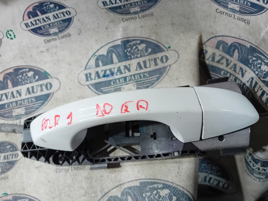 Maner exterior dreapta fata Volkswagen Golf 7 2013