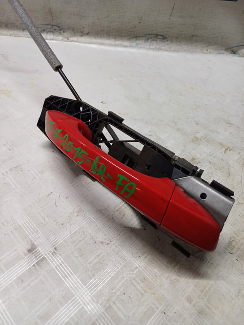 Maner exterior dreapta fata Volkswagen Golf 7 - Motorina 2015, 5N0837017E