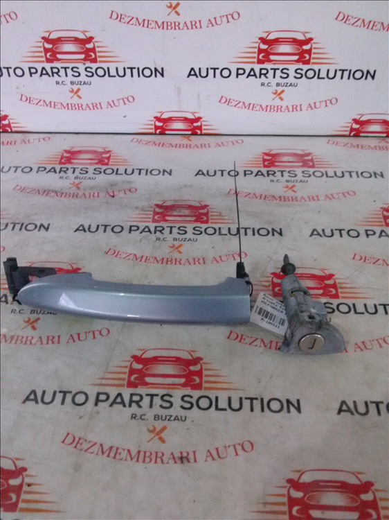 Maner exterior dreapta fata VOLKSWAGEN PASSAT B6