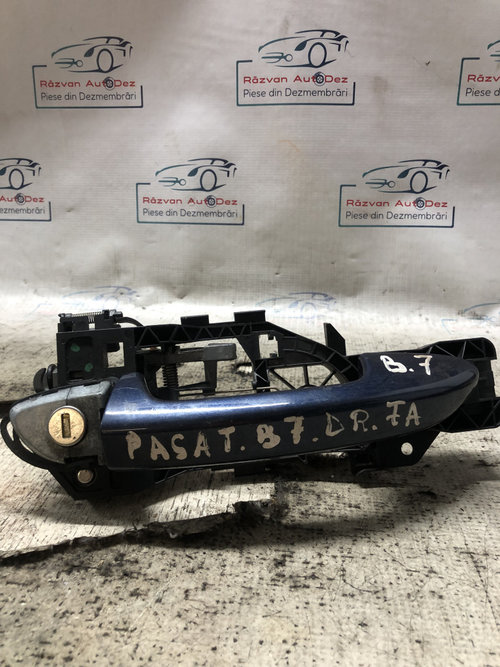 Maner exterior dreapta fata Volkswagen Passat B7 2012