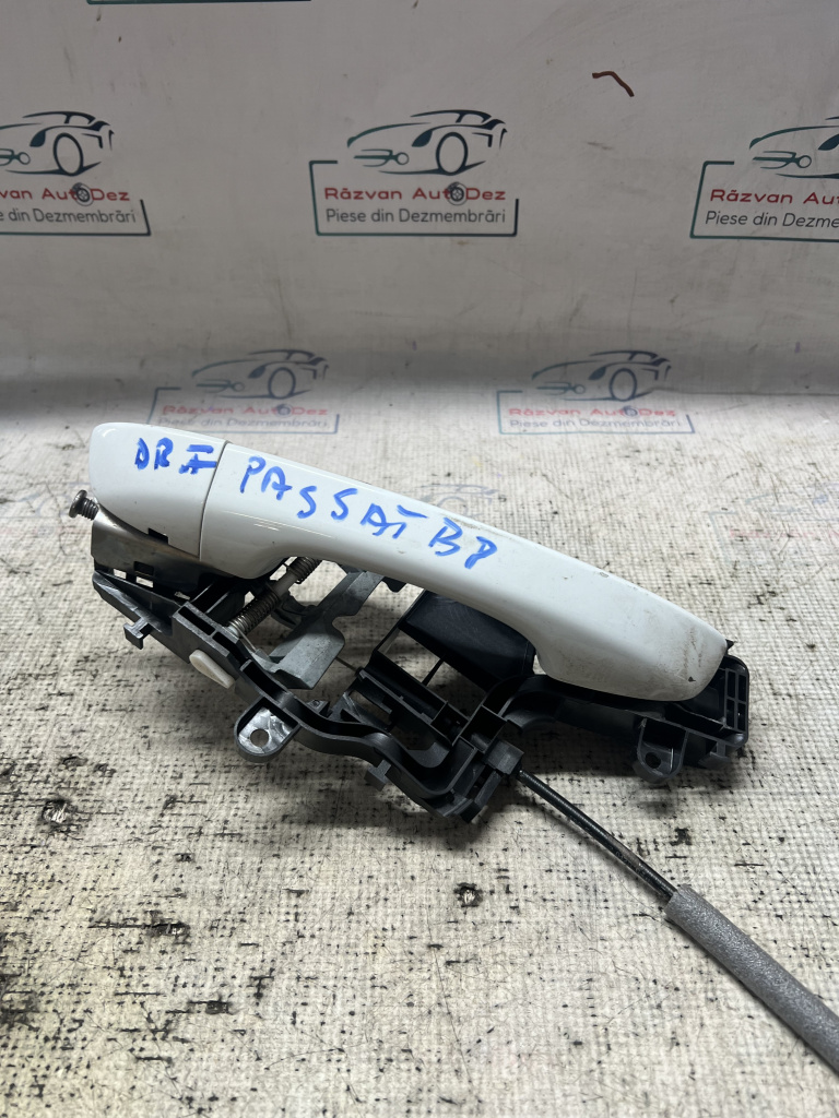 Maner exterior dreapta fata Volkswagen P