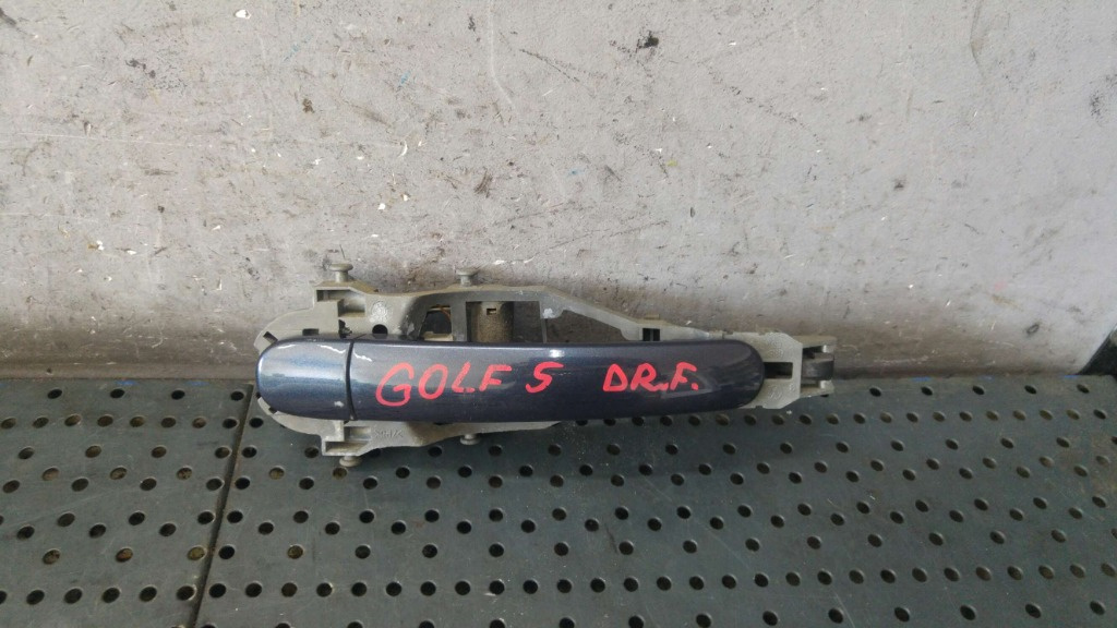 Maner exterior dreapta fata vw golf 5 1k1