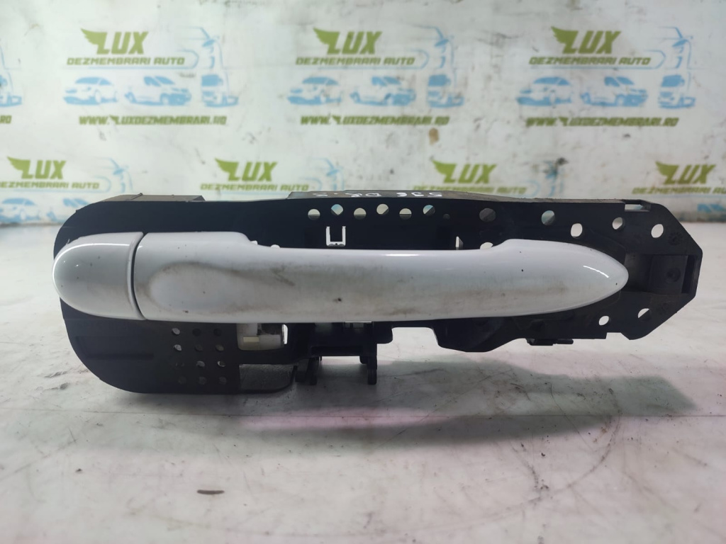 Maner exterior dreapta spate 80606004R Renault Megane 3 [2th facelift] [2013 - 2020] 1.5 dci K9K656 euro 6