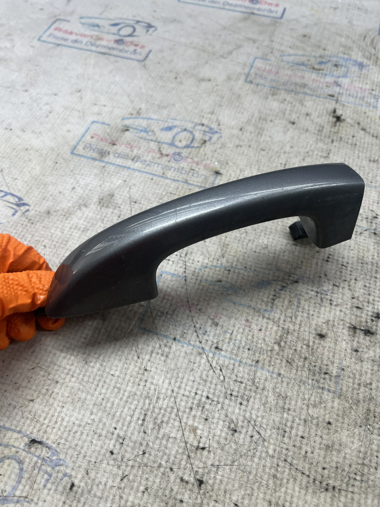 Maner exterior dreapta spate Volkswagen Golf 6 2010, 1K8837206E