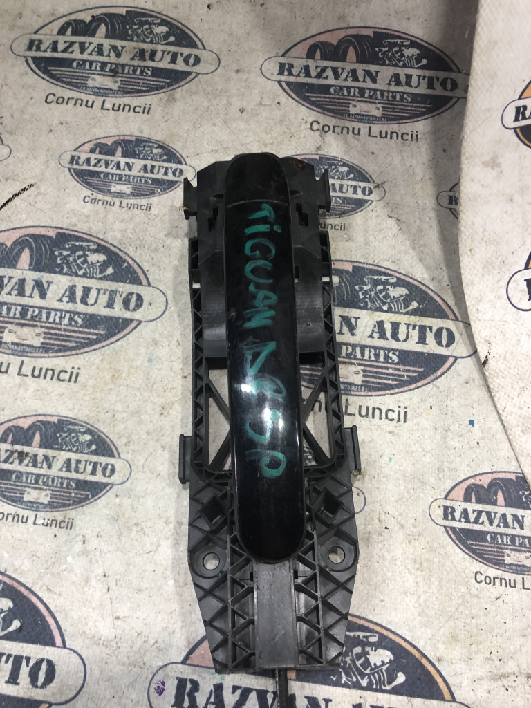 Maner exterior dreapta spate Volkswagen Tiguan 2008