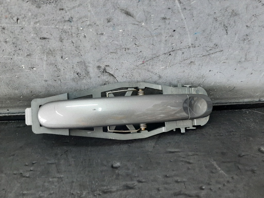Maner exterior dreapta spate vw touran 1t1 1t2 1t0837886b 1t0839886a