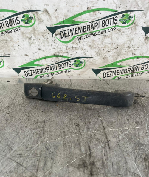 Maner exterior fata stanga Volkswagen VW Golf 3 [1991 - 1998] wagon 1.6 MT (100 hp)