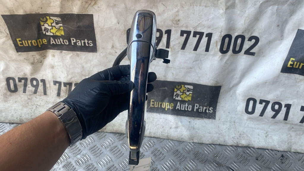 Maner exterior keyless usa dreapta fata Mazda CX-7 2.2 MZR -CD , an 2010