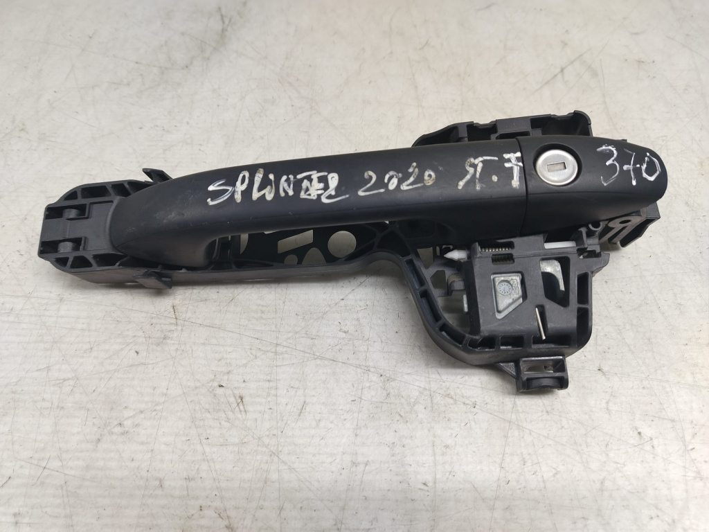 Maner exterior stanga fata a9077230000 Mercedes-Benz Sprinter 3 907 [2018 - 2021] 2.2 cdi 651958 316 cdi