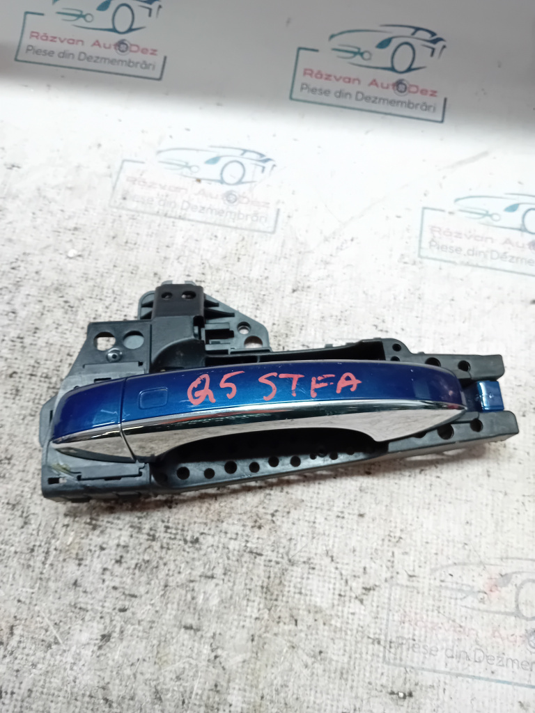 Maner exterior stanga fata Audi Q5 2010, 8T0837885B