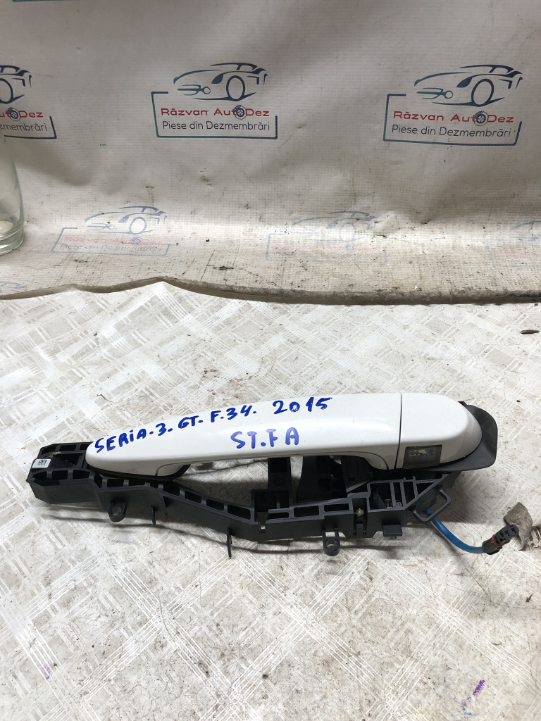 Maner exterior stanga fata BMW Seria 3 G