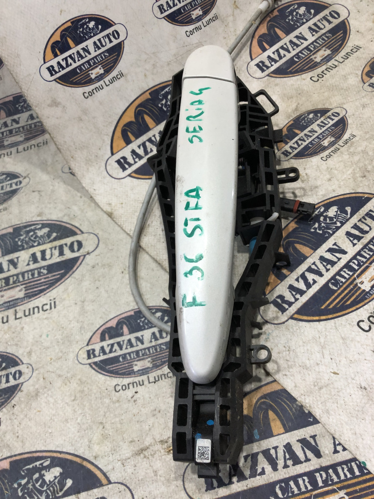 Maner exterior stanga fata BMW Seria 4 F36 2016