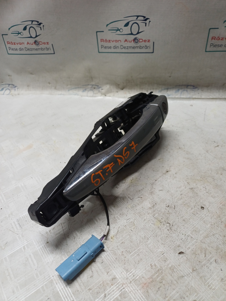 Maner exterior stanga fata Citroen DS7 1.5 Motorina 2024, -
