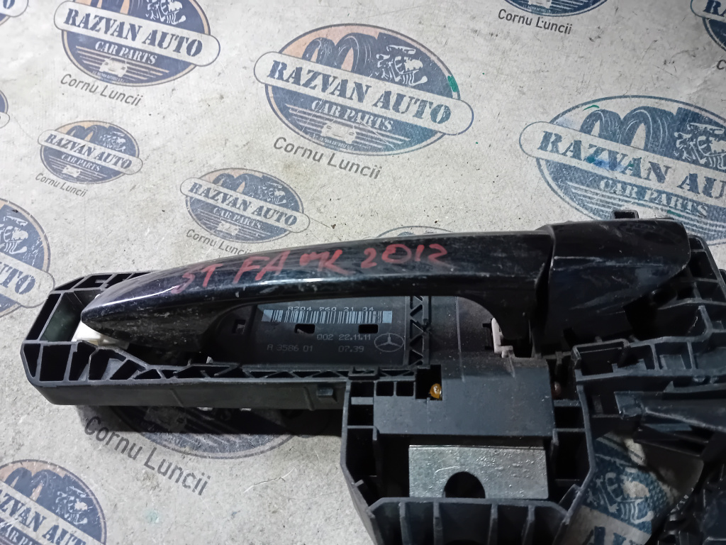 Maner exterior stanga fata Mercedes ML 2012