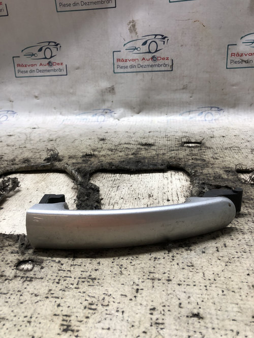 Maner exterior stanga fata Seat Ibiza 2010