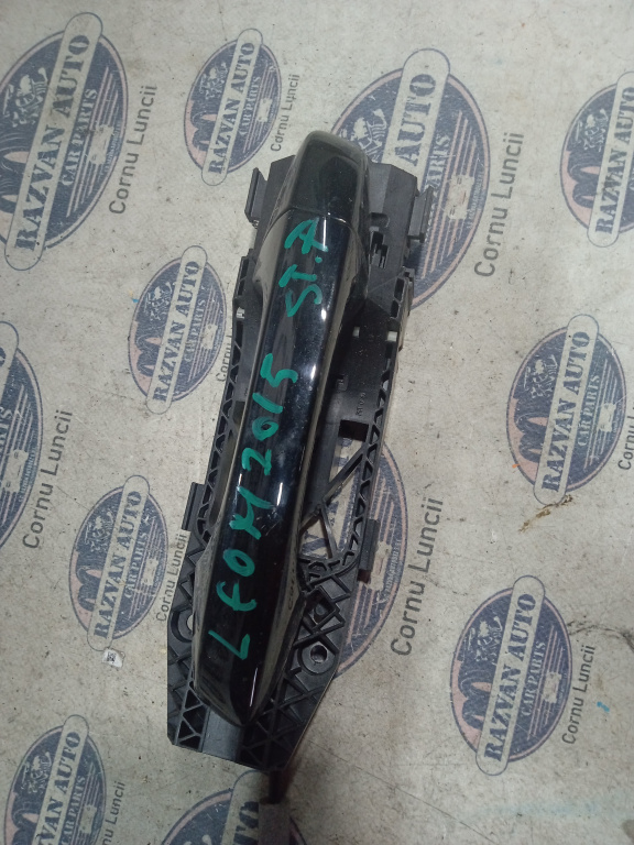 Maner exterior stanga fata Seat Leon 2015