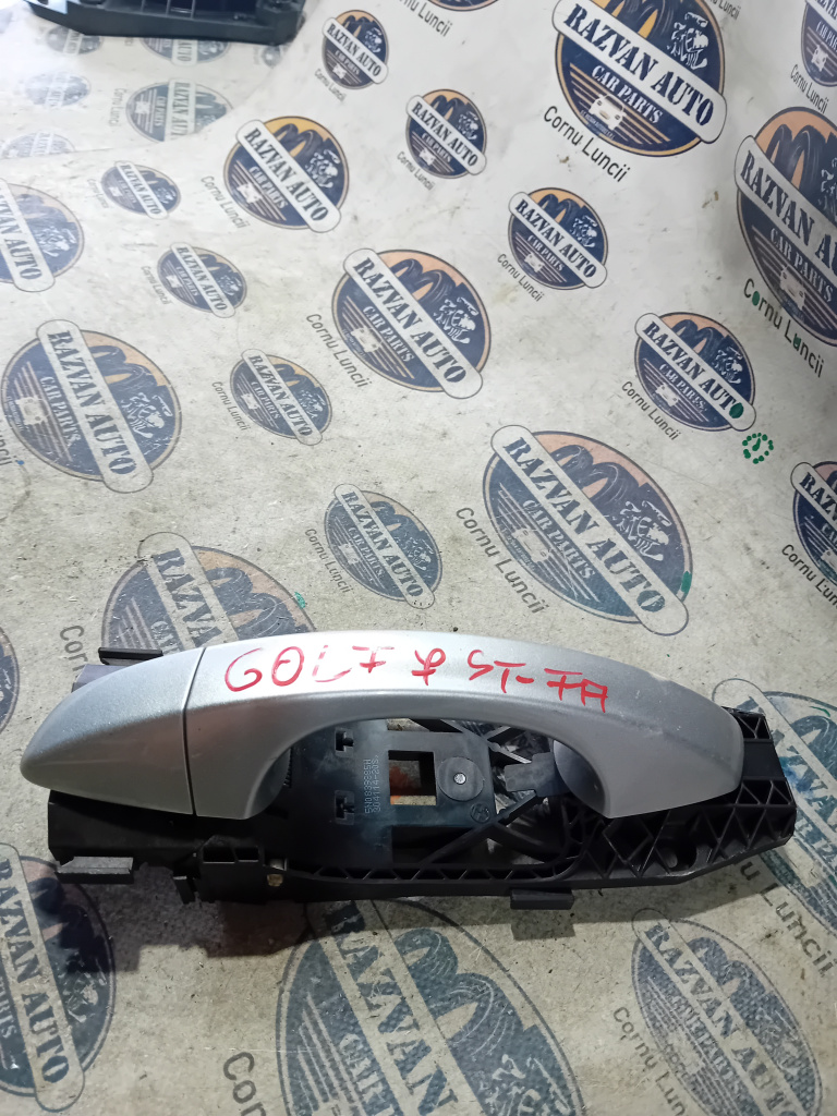 Maner exterior stanga fata Volkswagen Golf 7 2014