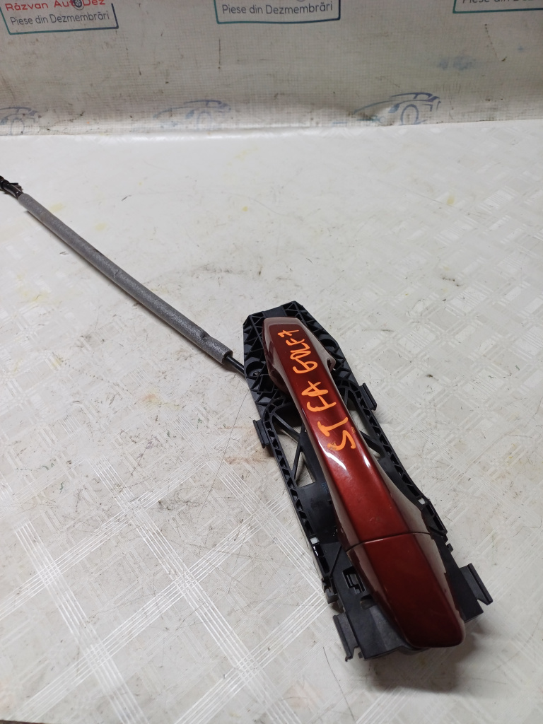 Maner exterior stanga fata Volkswagen Golf 7 - Benzina 2015, 5N0837017E