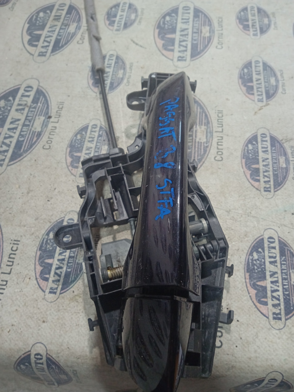 Maner exterior stanga fata Volkswagen Passat B8 2014