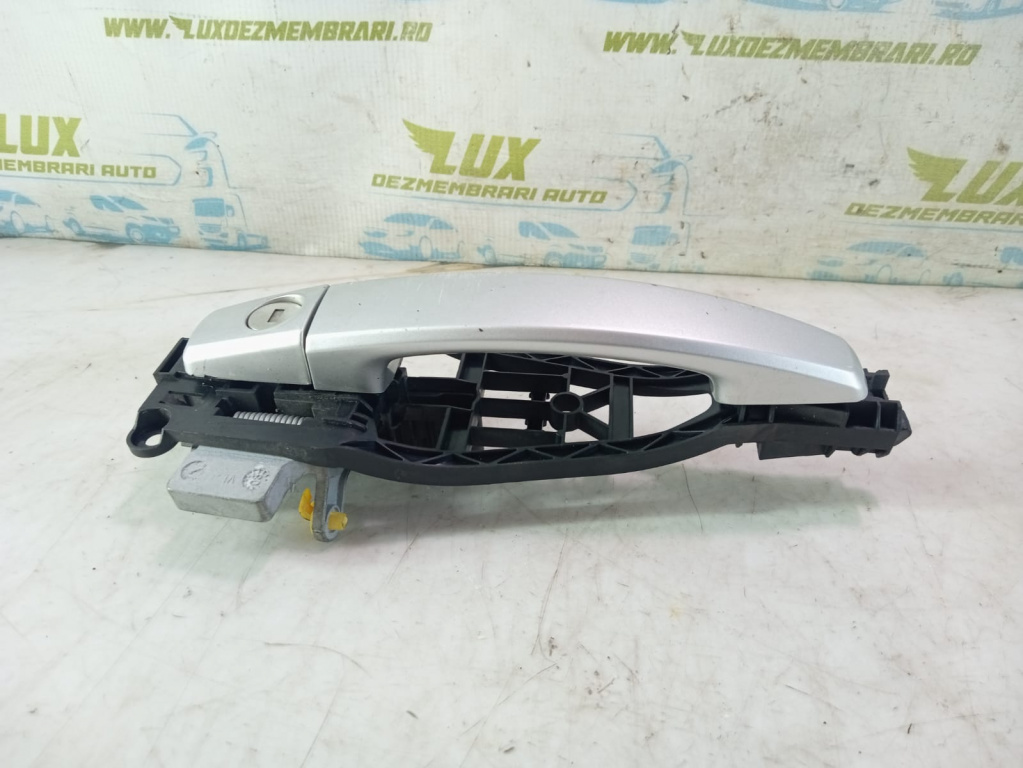 Maner exterior stanga spate 24463749 Opel Zafira B [2005 - 2010] 1.7 cdti A17DTR