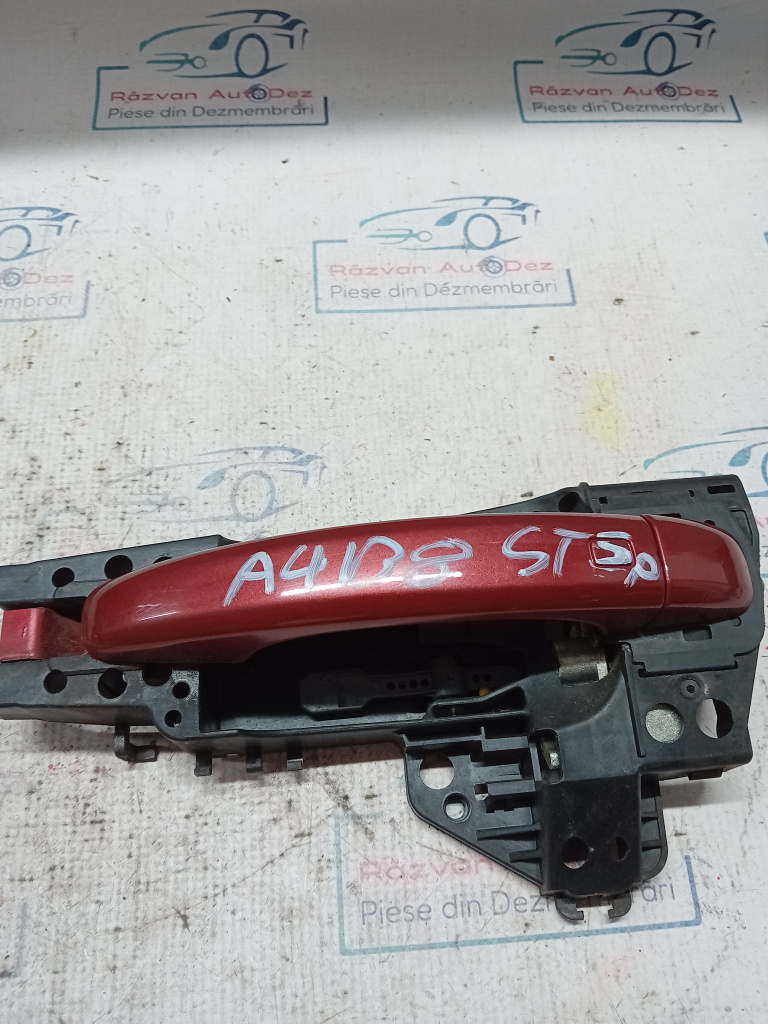 Maner exterior stanga spate Audi A4 B8 2012
