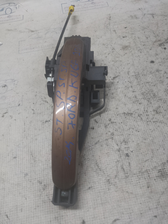 Maner exterior stanga spate Ford Kuga 2014