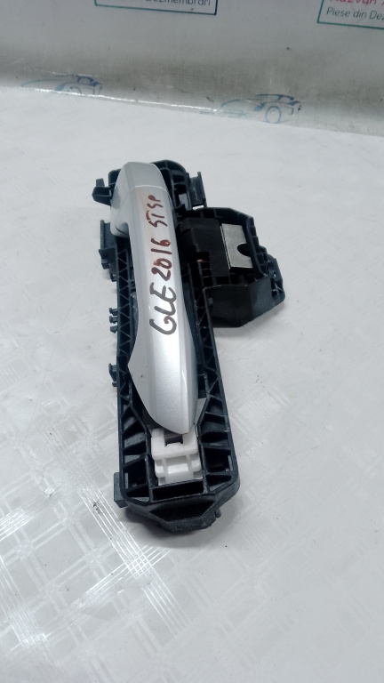 Maner exterior stanga spate Mercedes GLE 2.2 Motorina 2016, A2047602134
