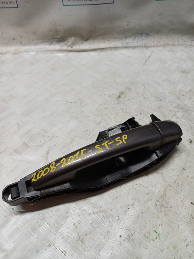 Maner exterior stanga spate Peugeot 2008 - Benzina 2015, -
