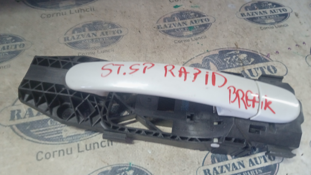 Maner exterior stanga spate Skoda RAPID 2015, BREAK