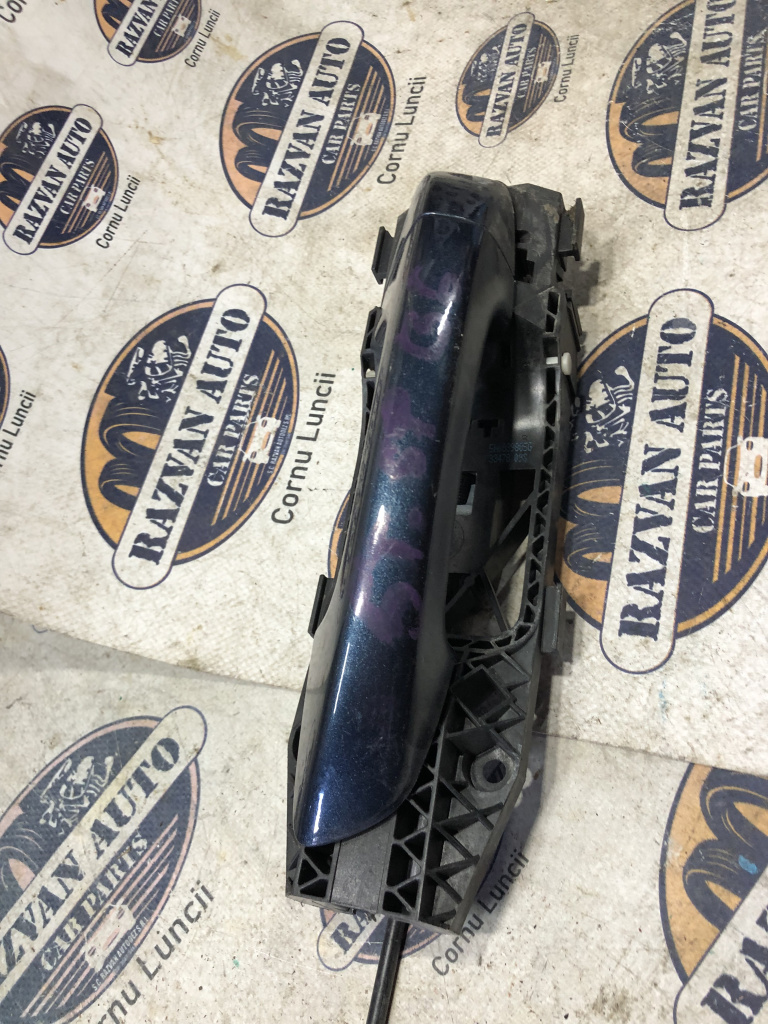 Maner exterior stanga spate Volkswagen Golf 6 2010