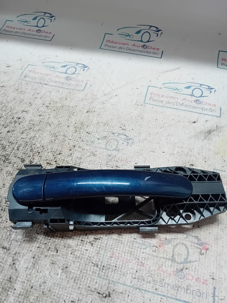 Maner exterior stanga spate Volkswagen Tiguan 2012